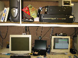 S-Pol layout: switched display, laptop, CIDD display.  RaidZone on shelf. (R.Rilling, 2002-May-27)